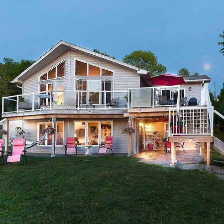 N' This On The Bay -Vacation Suite Wiarton Kültér fotó