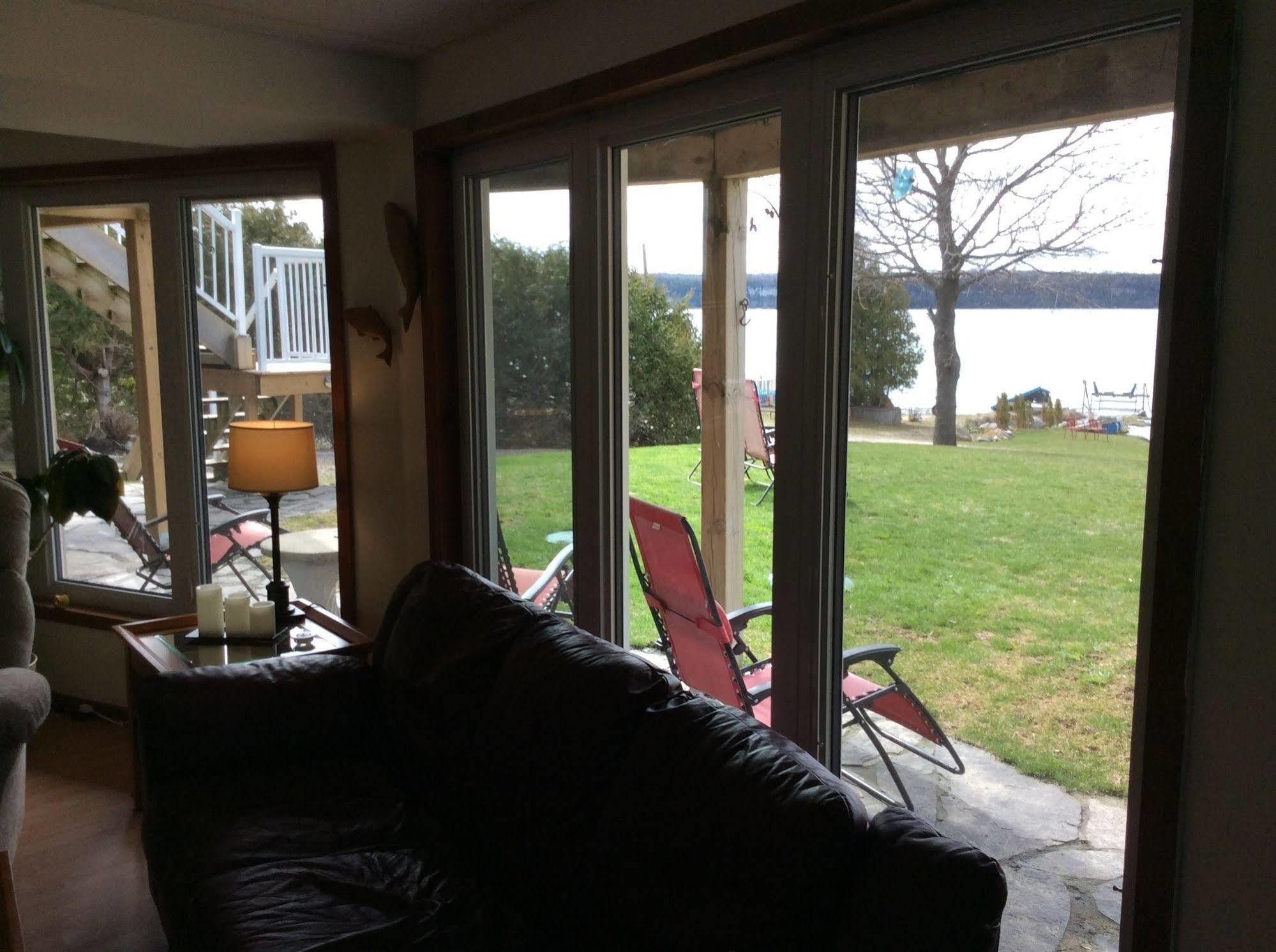 N' This On The Bay -Vacation Suite Wiarton Kültér fotó